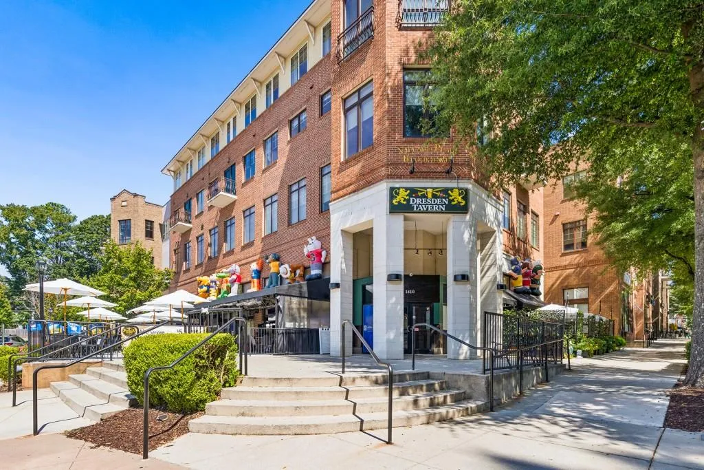 Walk to the shops, restaurants and neighborhood favorites along Dresden Drive.