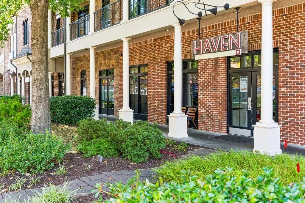 Haven Restaurant & Bar, one of Brookhaven's longtime neighborhood favorites, is just a short walk from home.