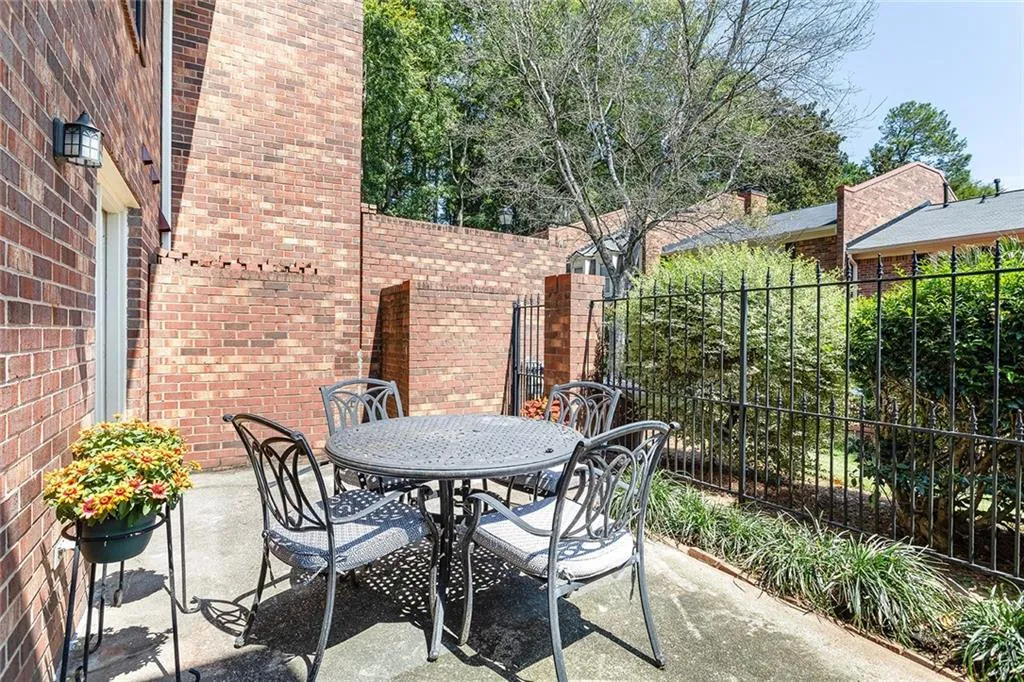 9 Queen Victoria Place Nw, Atlanta, Georgia 30318, 3 Bedrooms Bedrooms, ,2 BathroomsBathrooms,Residential,For Sale,9 Queen Victoria Place Nw,7647883