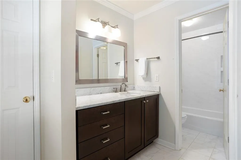9 Queen Victoria Place Nw, Atlanta, Georgia 30318, 3 Bedrooms Bedrooms, ,2 BathroomsBathrooms,Residential,For Sale,9 Queen Victoria Place Nw,7647883