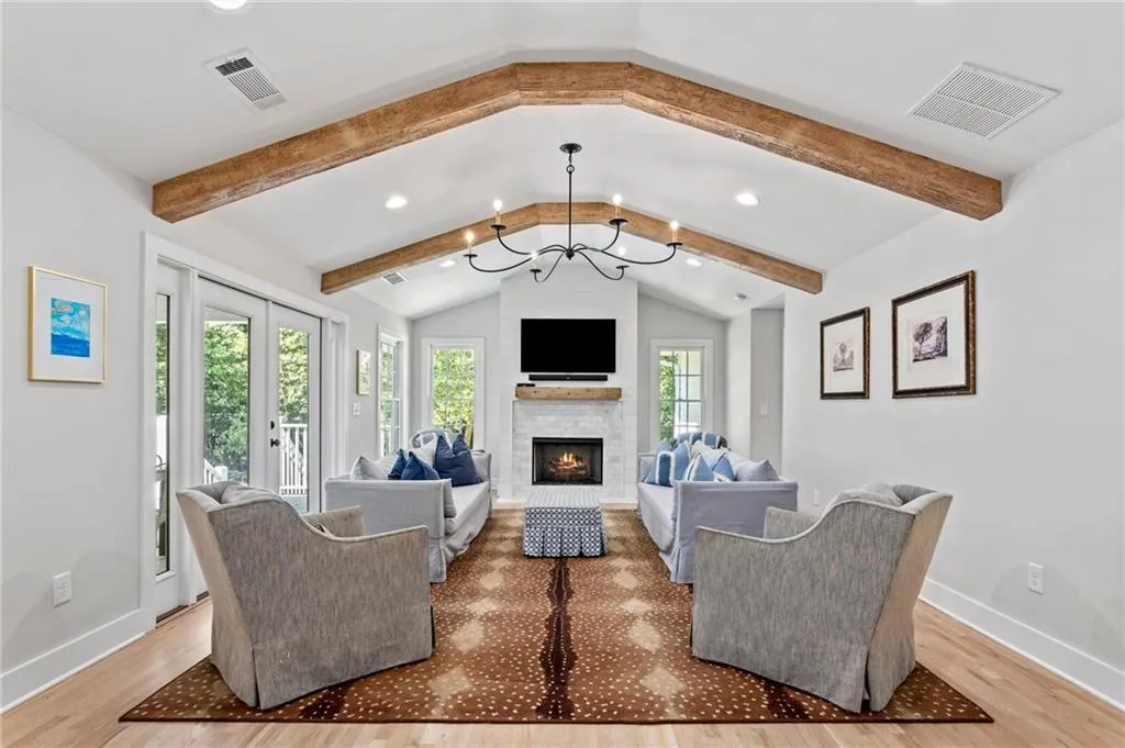 84 Silverwood Road, Sandy Springs, Georgia 30342, 4 Bedrooms Bedrooms, ,3 BathroomsBathrooms,Residential,Sold,84 Silverwood Road,6874623