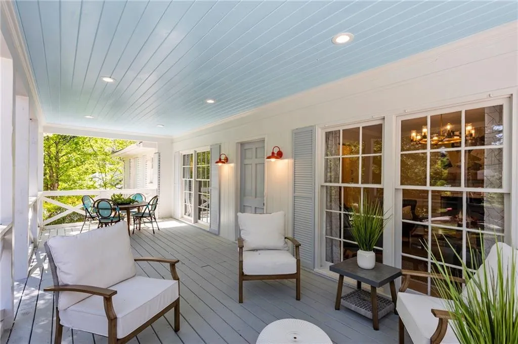 84 Silverwood Road, Sandy Springs, Georgia 30342, 4 Bedrooms Bedrooms, ,3 BathroomsBathrooms,Residential,Sold,84 Silverwood Road,6874623