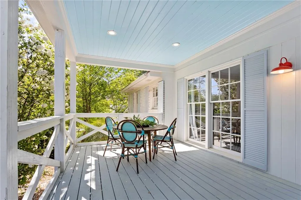 84 Silverwood Road, Sandy Springs, Georgia 30342, 4 Bedrooms Bedrooms, ,3 BathroomsBathrooms,Residential,Sold,84 Silverwood Road,6874623