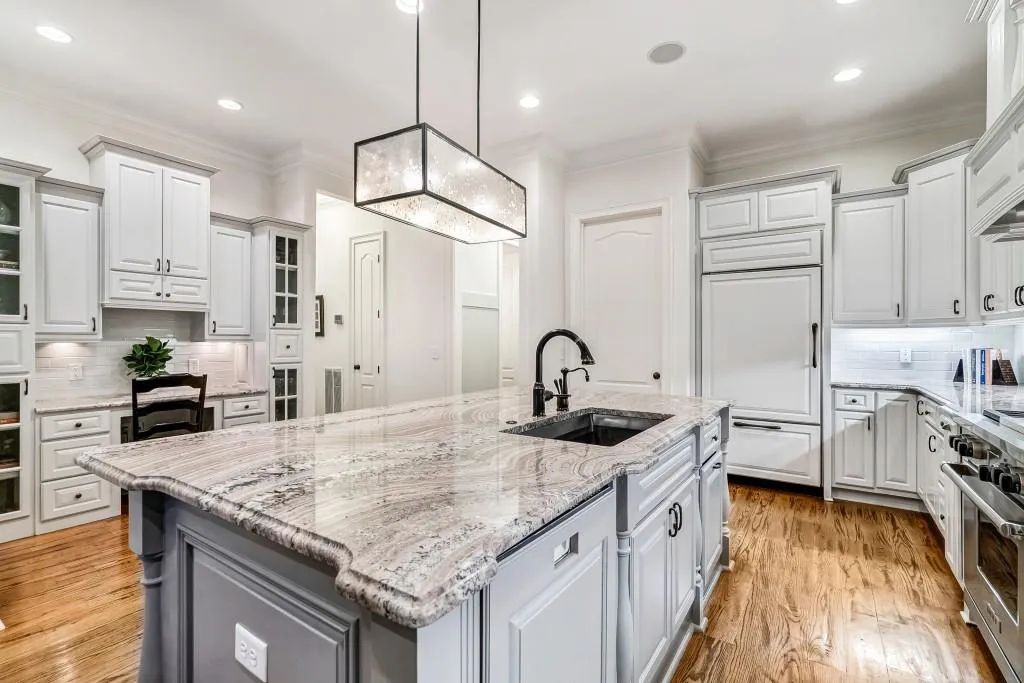730 E Northway Lane, Atlanta, Georgia 30342, 6 Bedrooms Bedrooms, ,6 BathroomsBathrooms,Residential,Sold,730 E Northway Lane,6698956