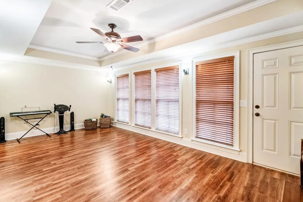 730 E Northway Lane, Atlanta, Georgia 30342, 6 Bedrooms Bedrooms, ,6 BathroomsBathrooms,Residential,Sold,730 E Northway Lane,6698956