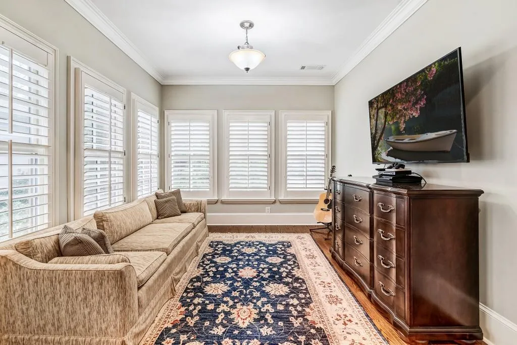730 E Northway Lane, Atlanta, Georgia 30342, 6 Bedrooms Bedrooms, ,6 BathroomsBathrooms,Residential,Sold,730 E Northway Lane,6698956
