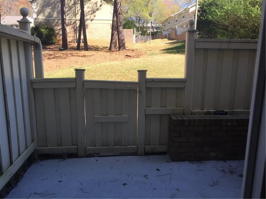 6900 Roswell Road Unit F2, Atlanta, Georgia 30328, 2 Bedrooms Bedrooms, ,2 BathroomsBathrooms,Residential,Sold,6900 Roswell Road Unit F2,5665139