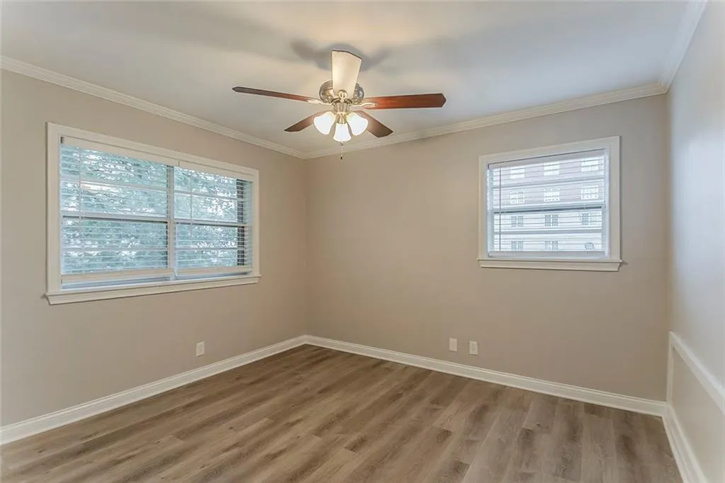 3660 Peachtree Road Ne Unit 2f, Atlanta, Georgia 30319, 2 Bedrooms Bedrooms, ,2 BathroomsBathrooms,Residential,For Sale,3660 Peachtree Road Ne Unit 2f,7615884