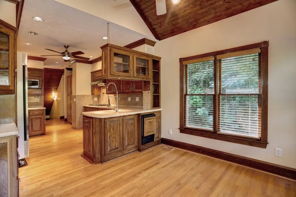 5340 Greenland Road, Sandy Springs, Georgia 30342, 5 Bedrooms Bedrooms, ,3 BathroomsBathrooms,Residential,Sold,5340 Greenland Road,5743981