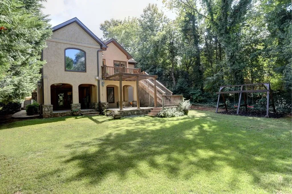 5340 Greenland Road, Sandy Springs, Georgia 30342, 5 Bedrooms Bedrooms, ,3 BathroomsBathrooms,Residential,Sold,5340 Greenland Road,5743981