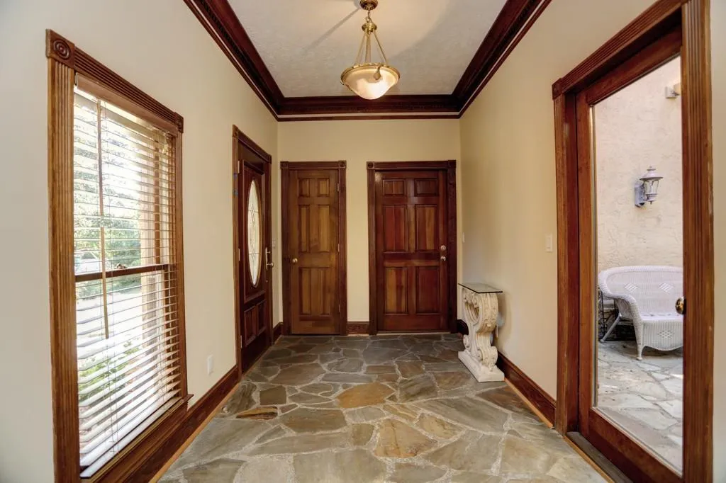 5340 Greenland Road, Sandy Springs, Georgia 30342, 5 Bedrooms Bedrooms, ,3 BathroomsBathrooms,Residential,Sold,5340 Greenland Road,5743981
