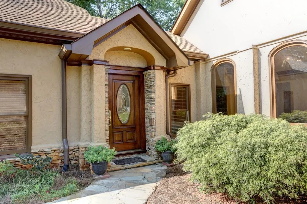 5340 Greenland Road, Sandy Springs, Georgia 30342, 5 Bedrooms Bedrooms, ,3 BathroomsBathrooms,Residential,Sold,5340 Greenland Road,5743981