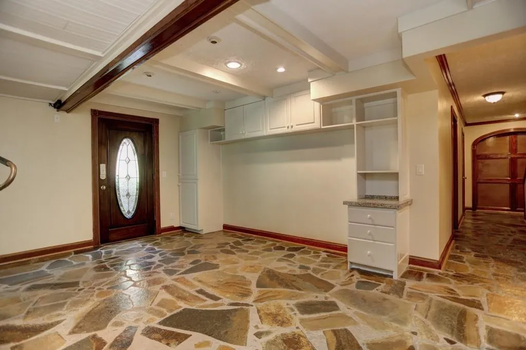 5340 Greenland Road, Sandy Springs, Georgia 30342, 5 Bedrooms Bedrooms, ,3 BathroomsBathrooms,Residential,Sold,5340 Greenland Road,5743981