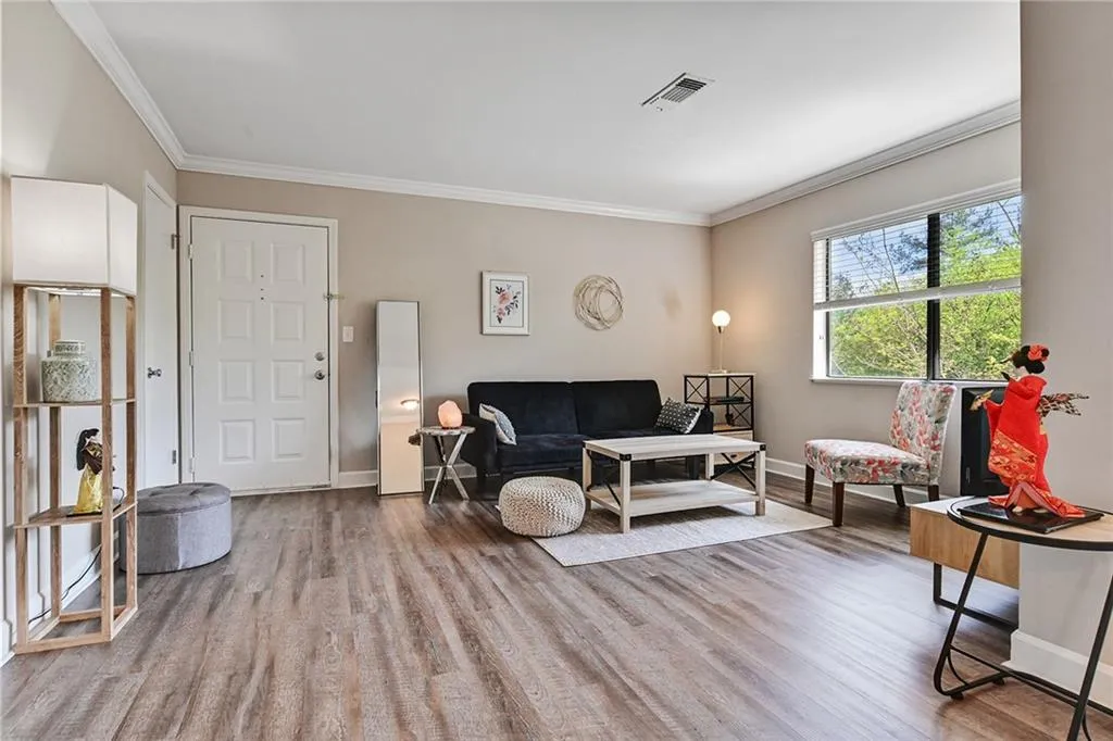 3007 Wingate Way, Sandy Springs, Georgia 30350, 1 Bedroom Bedrooms, ,1 BathroomBathrooms,Residential,Sold,3007 Wingate Way,6705332