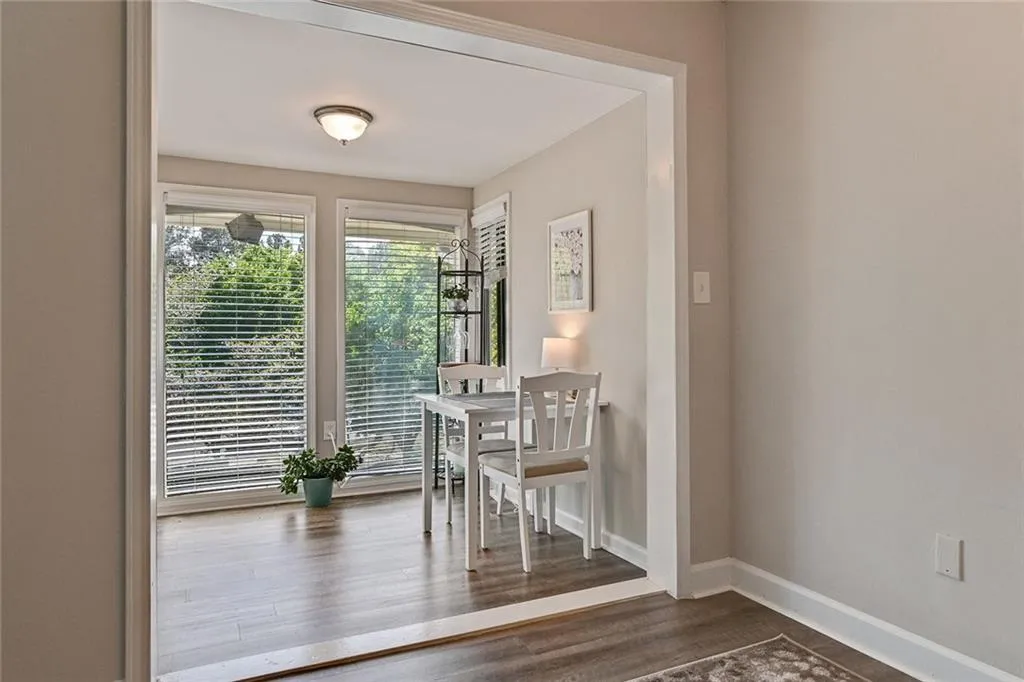 3007 Wingate Way, Sandy Springs, Georgia 30350, 1 Bedroom Bedrooms, ,1 BathroomBathrooms,Residential,Sold,3007 Wingate Way,6705332