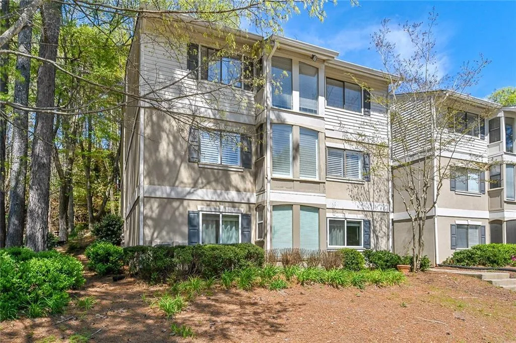 3007 Wingate Way, Sandy Springs, Georgia 30350, 1 Bedroom Bedrooms, ,1 BathroomBathrooms,Residential,Sold,3007 Wingate Way,6705332