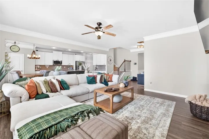 321 Eagles Bluff Way, Hoschton, Georgia 30548