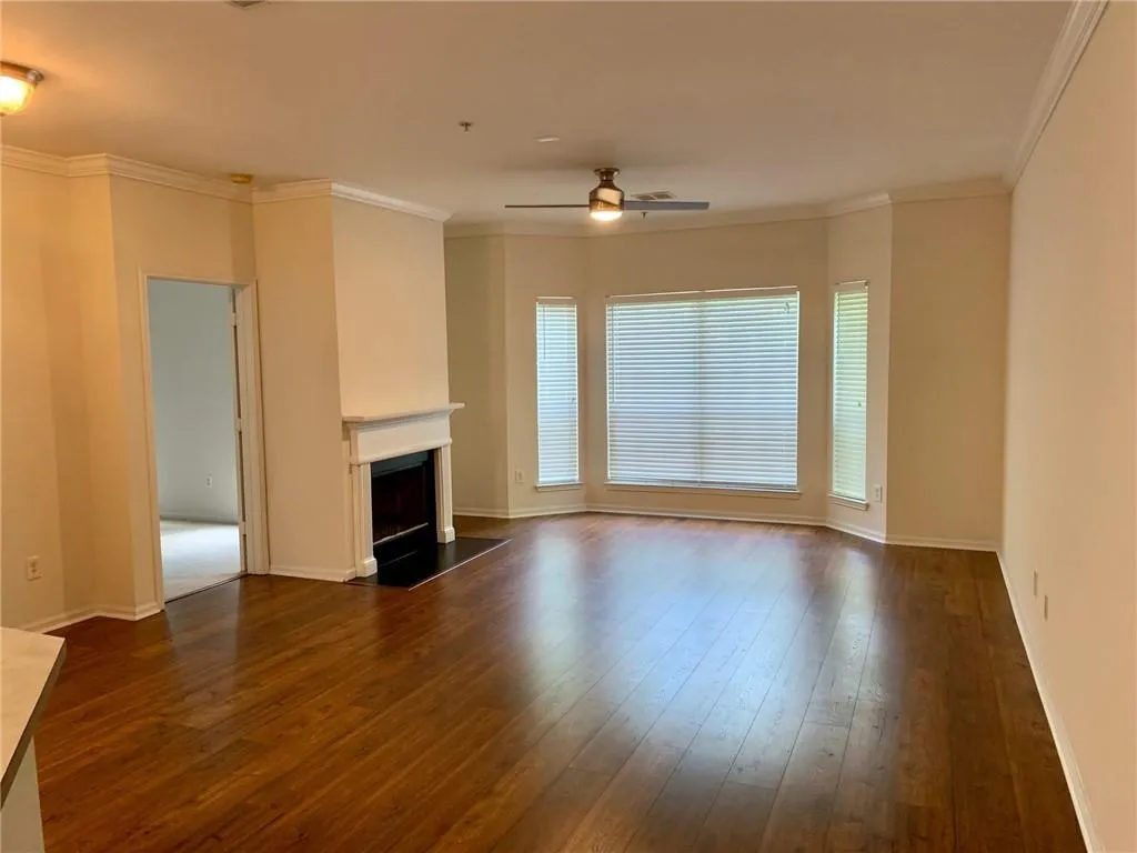 5641 Roswell Road Unit 216, Atlanta, Georgia 30342, 2 Bedrooms Bedrooms, ,2 BathroomsBathrooms,Residential,Sold,5641 Roswell Road Unit 216,6934464