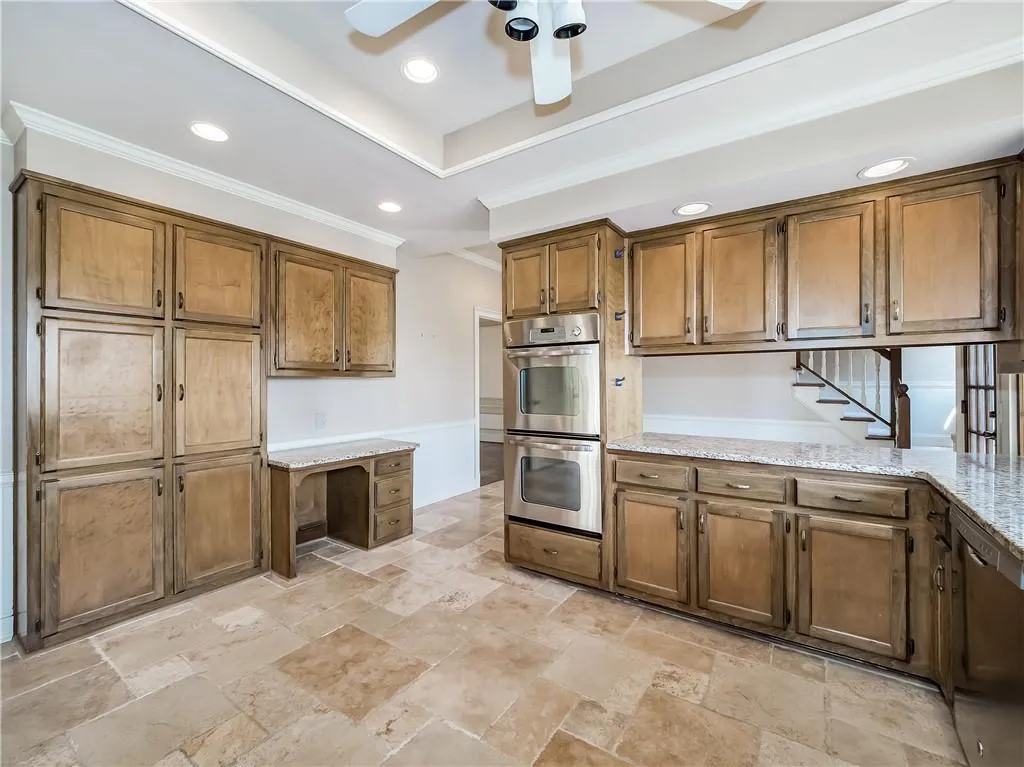 95 Cliffside Crossing, Sandy Springs, Georgia 30350, 5 Bedrooms Bedrooms, ,4 BathroomsBathrooms,Residential,Sold,95 Cliffside Crossing,6698773