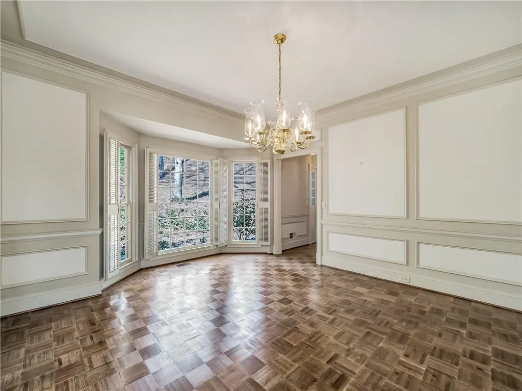 95 Cliffside Crossing, Sandy Springs, Georgia 30350, 5 Bedrooms Bedrooms, ,4 BathroomsBathrooms,Residential,Sold,95 Cliffside Crossing,6698773