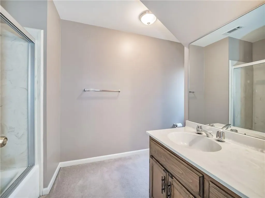 95 Cliffside Crossing, Sandy Springs, Georgia 30350, 5 Bedrooms Bedrooms, ,4 BathroomsBathrooms,Residential,Sold,95 Cliffside Crossing,6698773