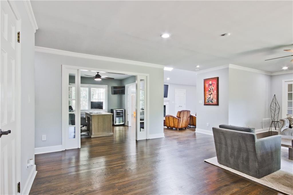 84 Mount Paran Road NW, Sandy Springs, Georgia 30327, 3 Bedrooms Bedrooms, ,3 BathroomsBathrooms,Residential,Sold,84 Mount Paran Road NW,7321490