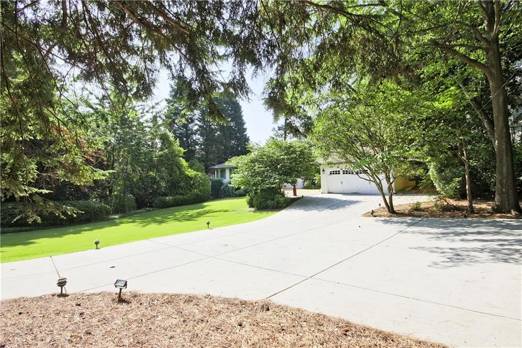 84 Mount Paran Road NW, Sandy Springs, Georgia 30327, 3 Bedrooms Bedrooms, ,3 BathroomsBathrooms,Residential,Sold,84 Mount Paran Road NW,7321490