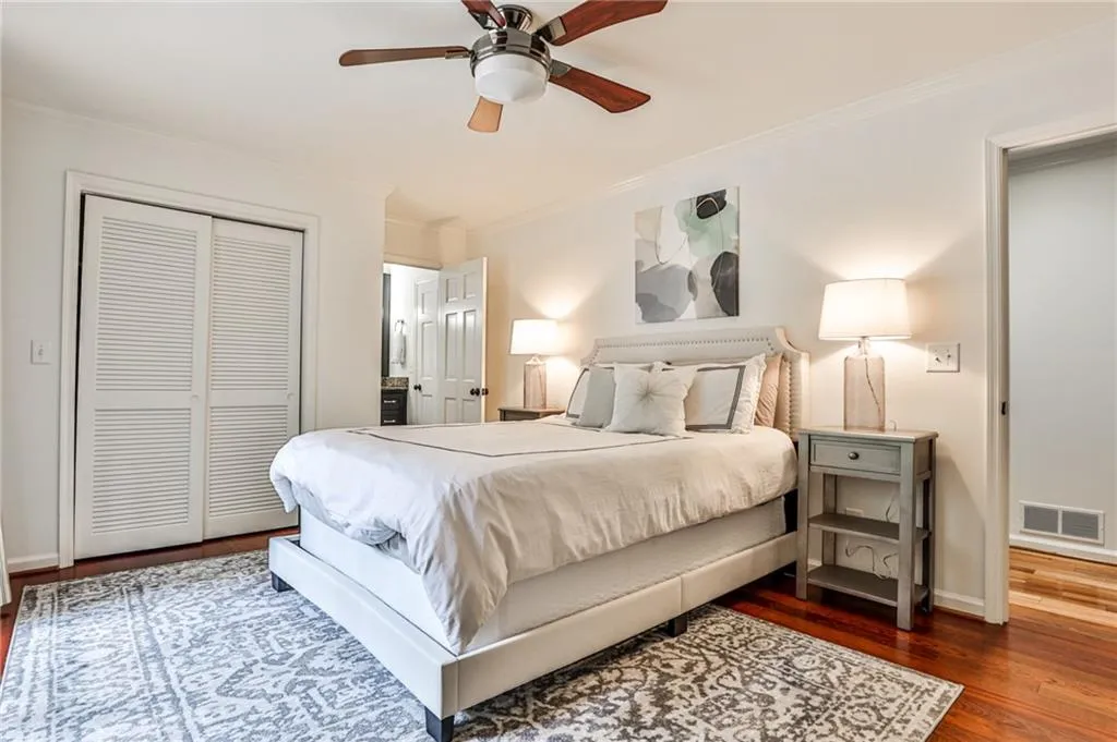 9615 Huntcliff Trace, Sandy Springs, Georgia 30350, 6 Bedrooms Bedrooms, ,5 BathroomsBathrooms,Residential,Sold,9615 Huntcliff Trace,7085946