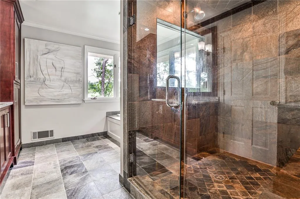 9615 Huntcliff Trace, Sandy Springs, Georgia 30350, 6 Bedrooms Bedrooms, ,5 BathroomsBathrooms,Residential,Sold,9615 Huntcliff Trace,7085946