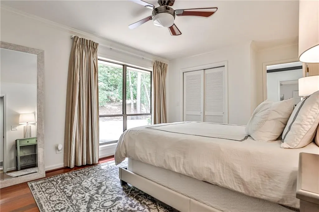 9615 Huntcliff Trace, Sandy Springs, Georgia 30350, 6 Bedrooms Bedrooms, ,5 BathroomsBathrooms,Residential,Sold,9615 Huntcliff Trace,7085946
