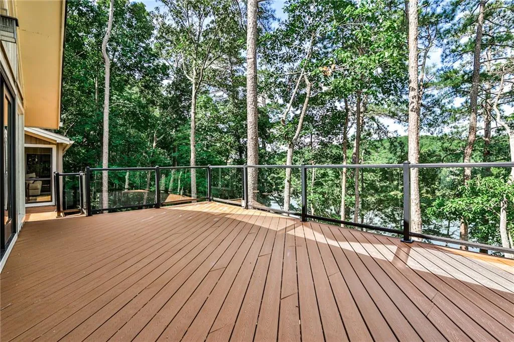 9615 Huntcliff Trace, Sandy Springs, Georgia 30350, 6 Bedrooms Bedrooms, ,5 BathroomsBathrooms,Residential,Sold,9615 Huntcliff Trace,7085946