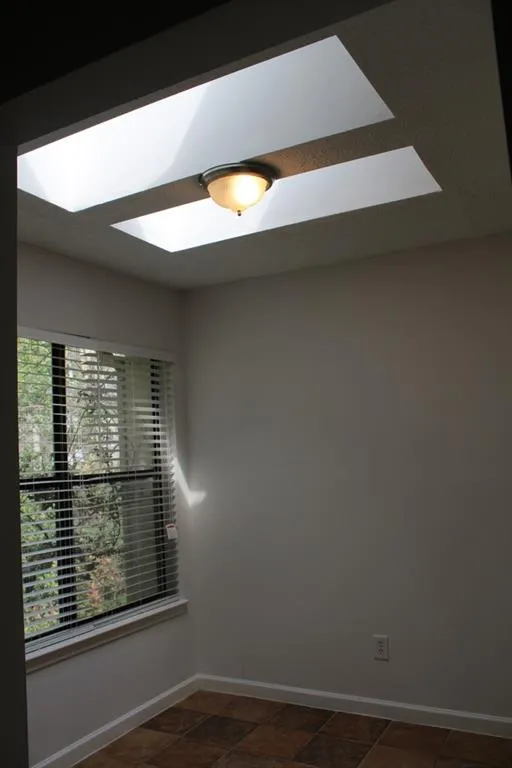 2015 Huntingdon Chase Unit 2015, Sandy Springs, Georgia 30350, 2 Bedrooms Bedrooms, ,2 BathroomsBathrooms,Residential,Sold,2015 Huntingdon Chase Unit 2015,5825162