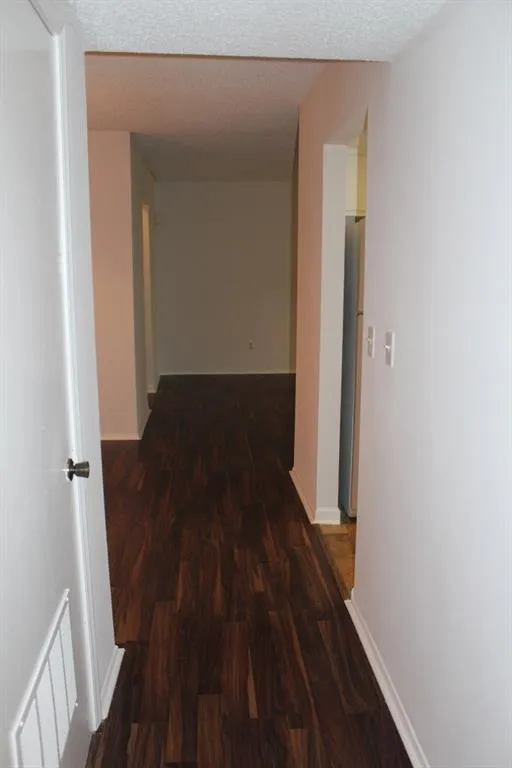 2015 Huntingdon Chase Unit 2015, Sandy Springs, Georgia 30350, 2 Bedrooms Bedrooms, ,2 BathroomsBathrooms,Residential,Sold,2015 Huntingdon Chase Unit 2015,5825162