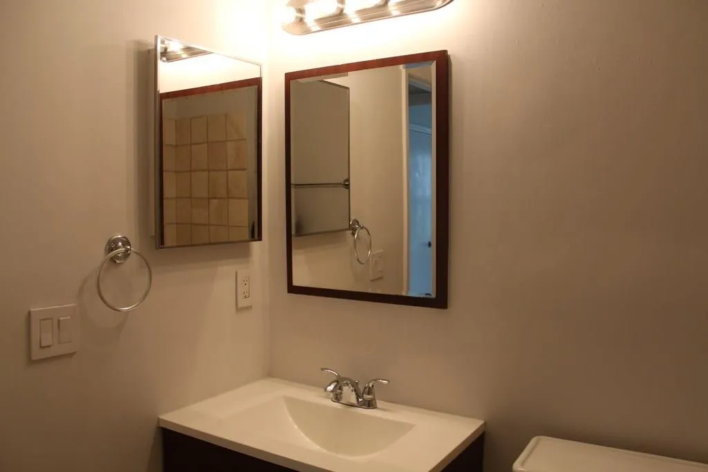 2015 Huntingdon Chase Unit 2015, Sandy Springs, Georgia 30350, 2 Bedrooms Bedrooms, ,2 BathroomsBathrooms,Residential,Sold,2015 Huntingdon Chase Unit 2015,5825162