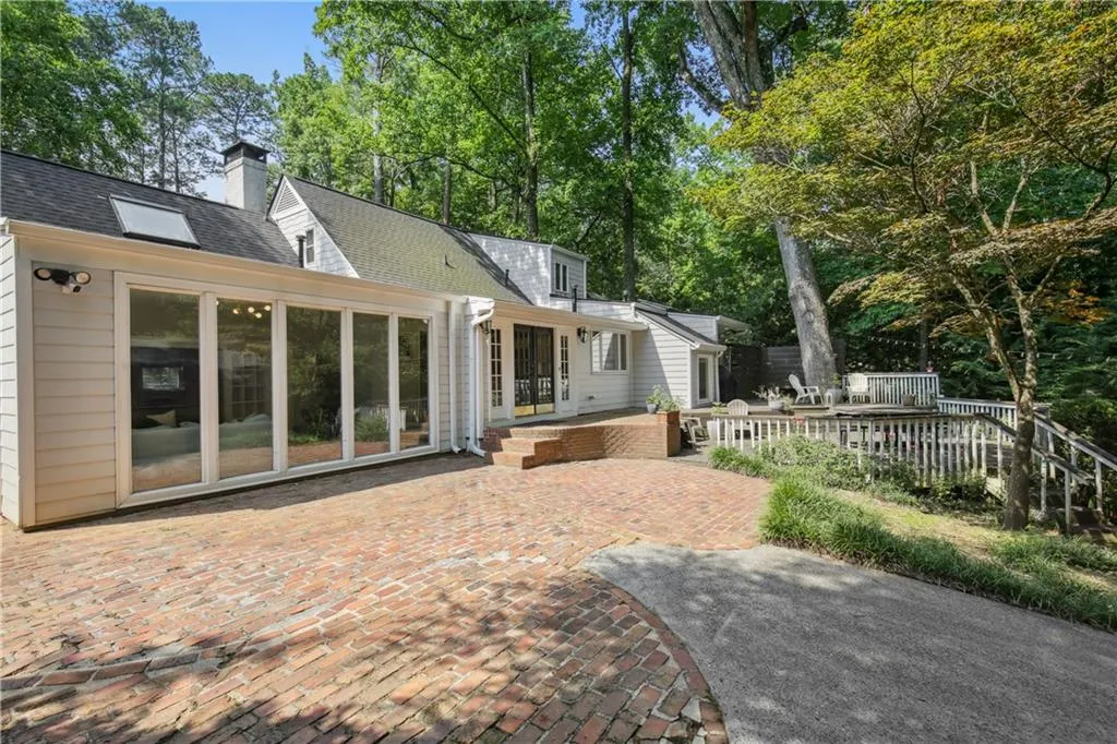 1403 Moores Mill Road Nw, Atlanta, Georgia 30327, 4 Bedrooms Bedrooms, 0 ,3 BathroomsBathrooms,Residential,For Sale,1403 Moores Mill Road Nw,7826150