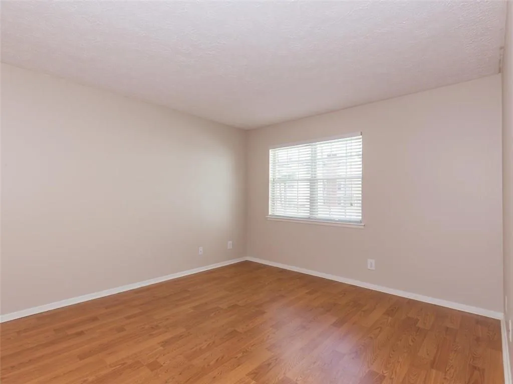 6804 Glenridge Drive Unit D, Atlanta, Georgia 30328, 2 Bedrooms Bedrooms, ,1 BathroomBathrooms,Residential,Sold,6804 Glenridge Drive Unit D,5963198