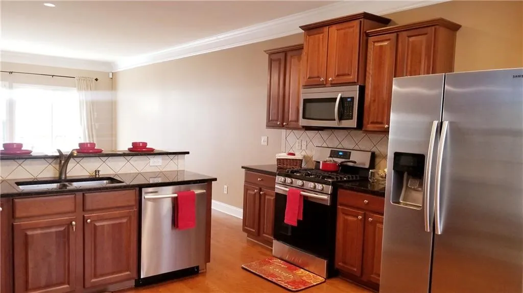 711 Coligny Court, Atlanta, Georgia 30350, 3 Bedrooms Bedrooms, ,3 BathroomsBathrooms,Residential,Sold,711 Coligny Court,6537879
