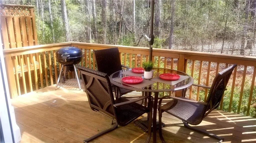 711 Coligny Court, Atlanta, Georgia 30350, 3 Bedrooms Bedrooms, ,3 BathroomsBathrooms,Residential,Sold,711 Coligny Court,6537879