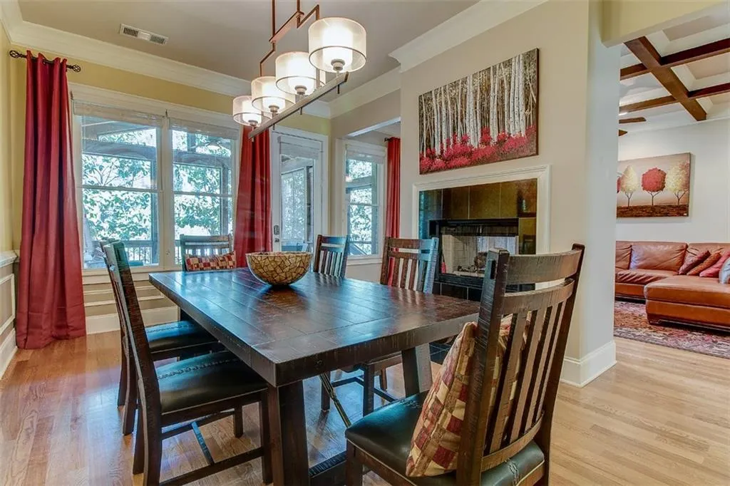 256 Mount Vernon Cove, Atlanta, Georgia 30328, 5 Bedrooms Bedrooms, ,5 BathroomsBathrooms,Residential,Sold,256 Mount Vernon Cove,5819984