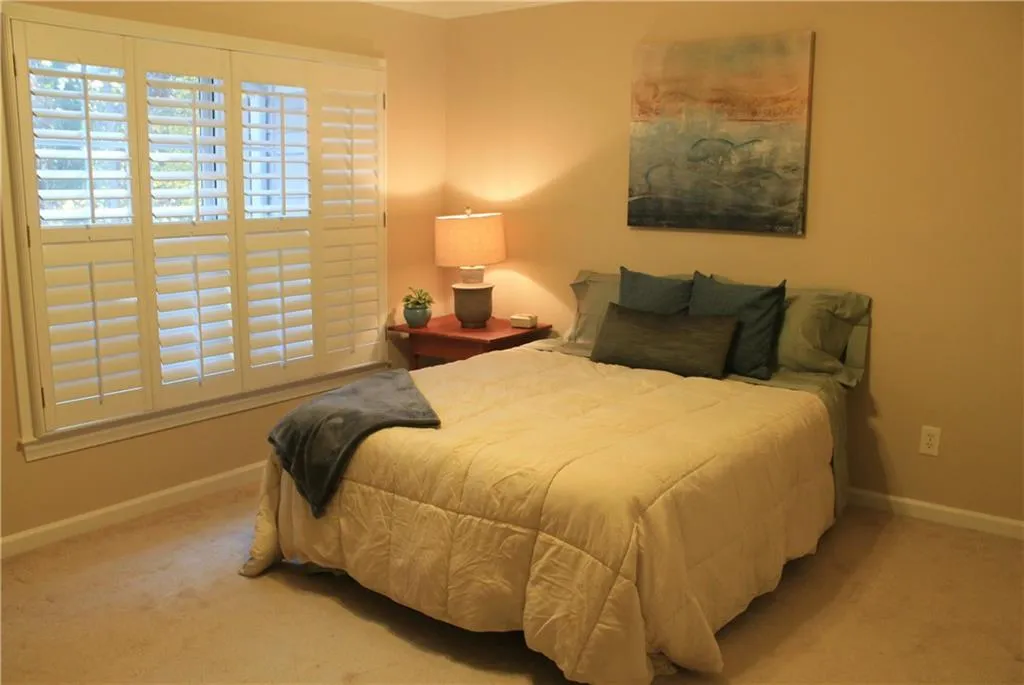109 Mount Vernon Circle, Sandy Springs, Georgia 30338, 2 Bedrooms Bedrooms, ,2 BathroomsBathrooms,Residential,Sold,109 Mount Vernon Circle,5778589