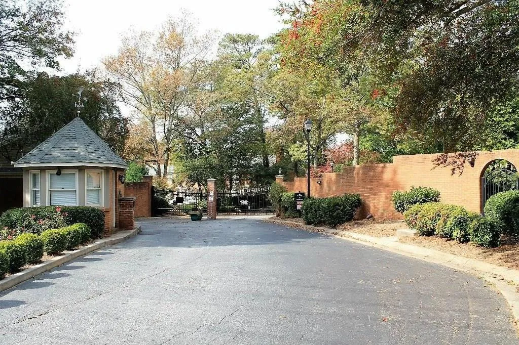 109 Mount Vernon Circle, Sandy Springs, Georgia 30338, 2 Bedrooms Bedrooms, ,2 BathroomsBathrooms,Residential,Sold,109 Mount Vernon Circle,5778589