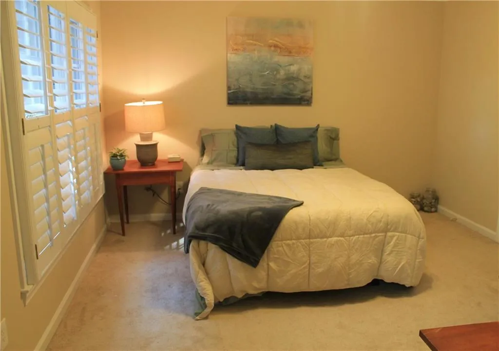 109 Mount Vernon Circle, Sandy Springs, Georgia 30338, 2 Bedrooms Bedrooms, ,2 BathroomsBathrooms,Residential,Sold,109 Mount Vernon Circle,5778589