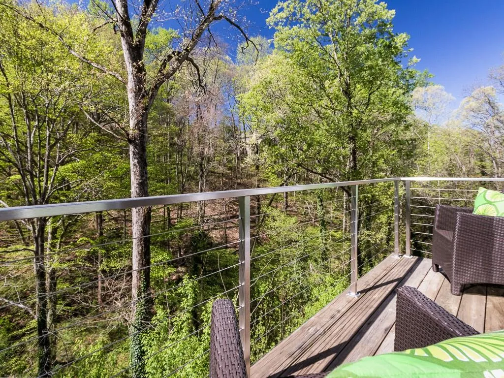 4900 Rebel Trail, Sandy Springs, Georgia 30327, 4 Bedrooms Bedrooms, ,5 BathroomsBathrooms,Residential,Sold,4900 Rebel Trail,5702336