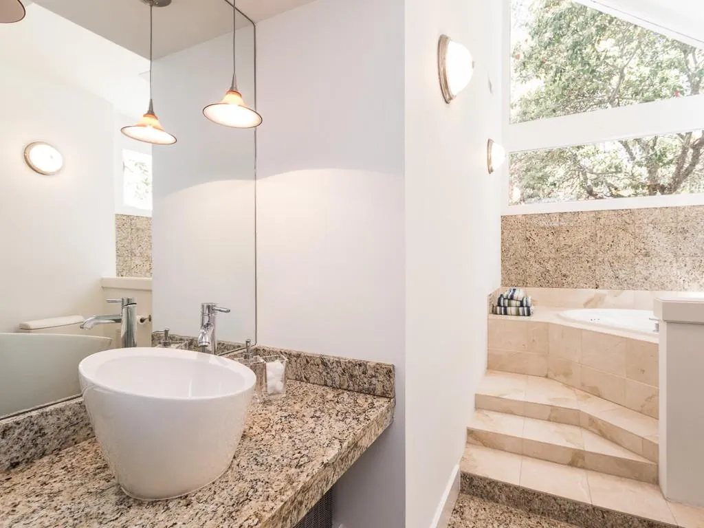 4900 Rebel Trail, Sandy Springs, Georgia 30327, 4 Bedrooms Bedrooms, ,5 BathroomsBathrooms,Residential,Sold,4900 Rebel Trail,5702336