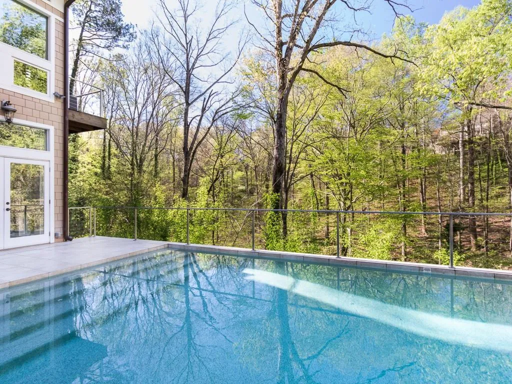 4900 Rebel Trail, Sandy Springs, Georgia 30327, 4 Bedrooms Bedrooms, ,5 BathroomsBathrooms,Residential,Sold,4900 Rebel Trail,5702336