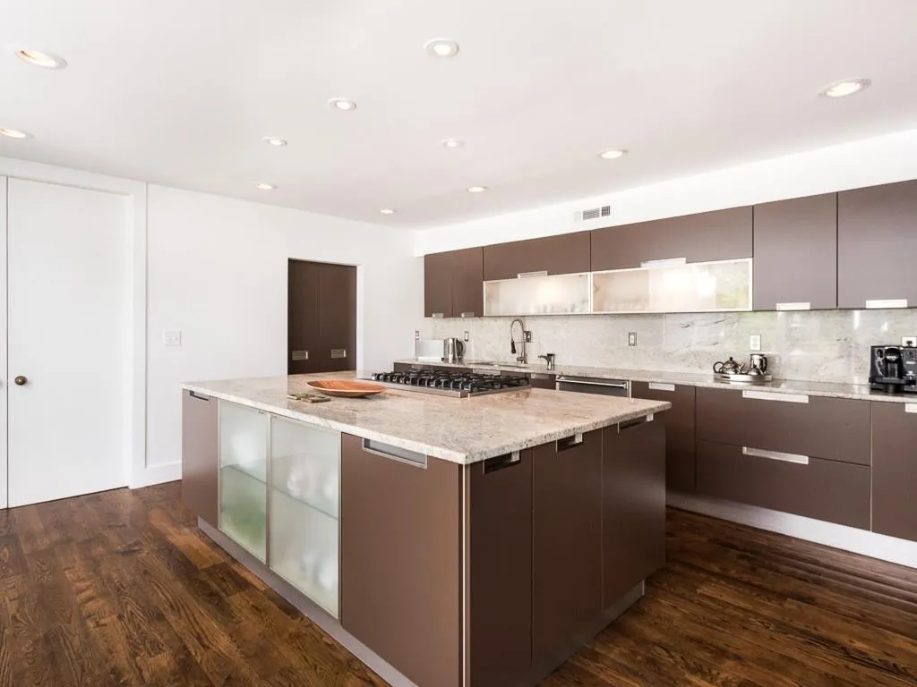 4900 Rebel Trail, Sandy Springs, Georgia 30327, 4 Bedrooms Bedrooms, ,5 BathroomsBathrooms,Residential,Sold,4900 Rebel Trail,5702336