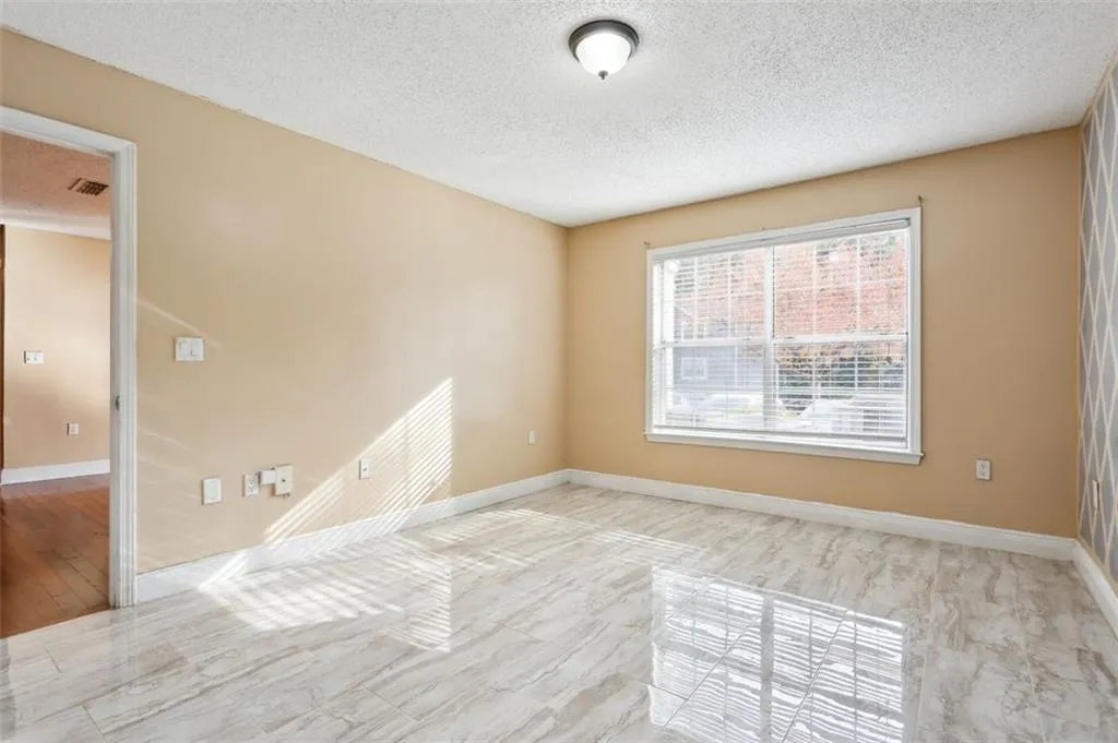 6109 Santa Fe Parkway, Atlanta, Georgia 30350, 2 Bedrooms Bedrooms, ,2 BathroomsBathrooms,Residential,Sold,6109 Santa Fe Parkway,7137694