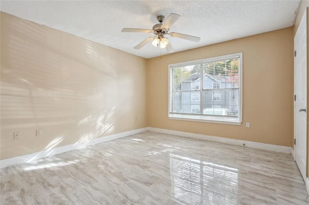 6109 Santa Fe Parkway, Atlanta, Georgia 30350, 2 Bedrooms Bedrooms, ,2 BathroomsBathrooms,Residential,Sold,6109 Santa Fe Parkway,7137694