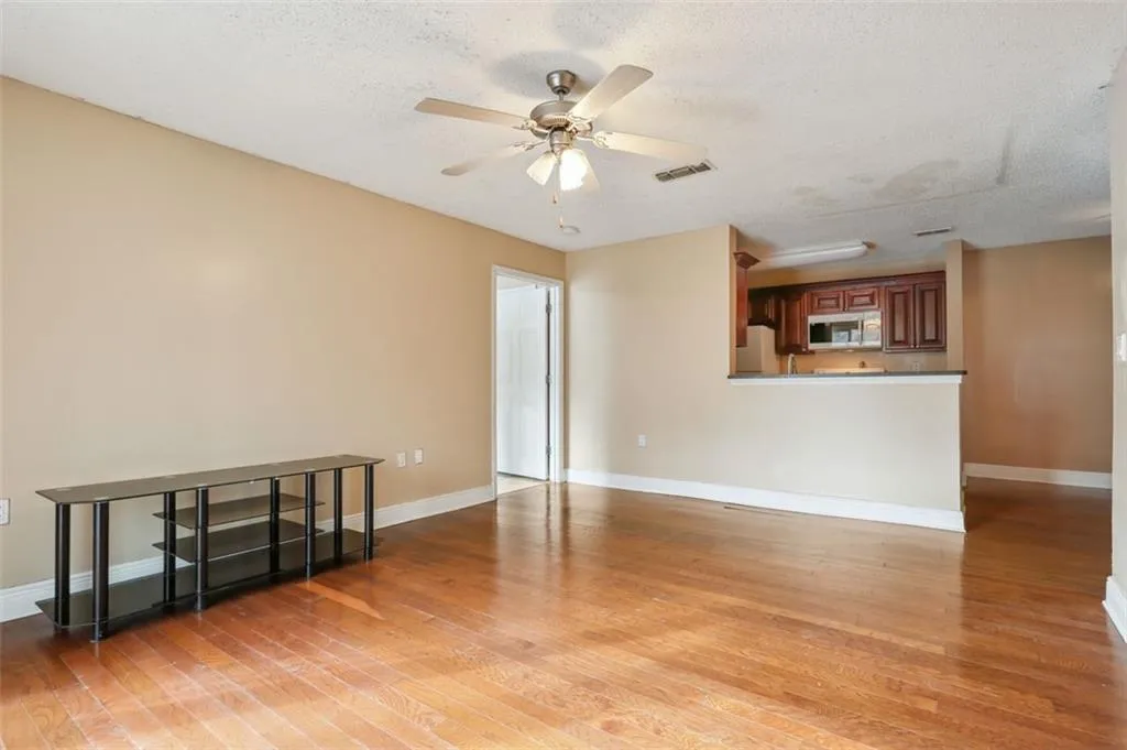 6109 Santa Fe Parkway, Atlanta, Georgia 30350, 2 Bedrooms Bedrooms, ,2 BathroomsBathrooms,Residential,Sold,6109 Santa Fe Parkway,7137694