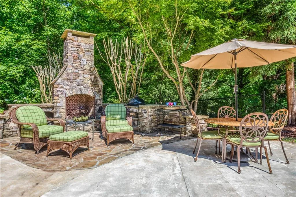 635 Mount Vernon Highway Nw, Sandy Springs, Georgia 30327, 5 Bedrooms Bedrooms, ,6 BathroomsBathrooms,Residential,Sold,635 Mount Vernon Highway Nw,7054126 635 Mount Vernon Highway Nw, Sandy Springs, Georgia 30327, 5 Bedrooms Bedrooms, ,6 BathroomsBathrooms,Residential,Sold,635 Mount Vernon Highway Nw,7054126